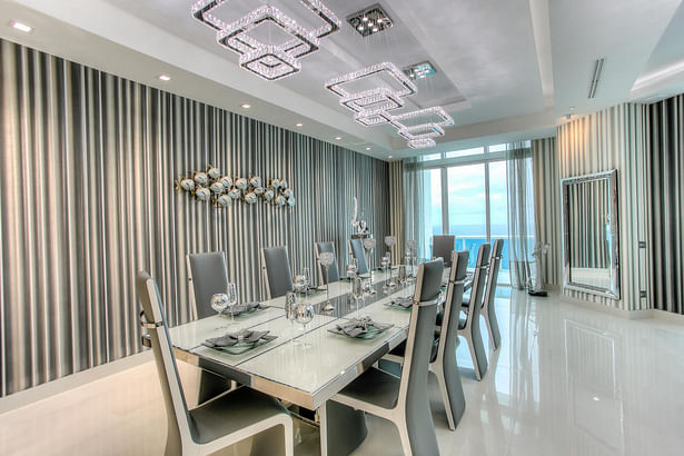 Contemporary Dinning Room