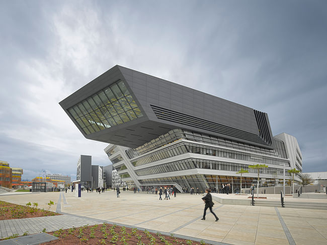 Library and Learning Centre, Vienna by Zaha Hadid Architects. Photo: Roland Halbe
