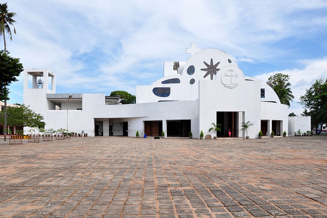 Parumala Church, image via Wikipedia.