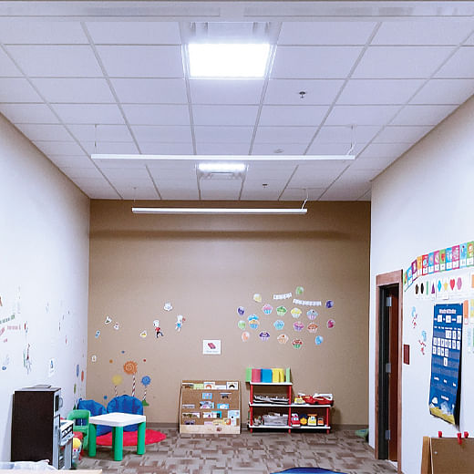 Classroom with Solatube Daylighting Systems. No artificial lights are on in this photo