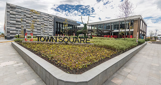 Town Square Metepec by Grow Arquitectos