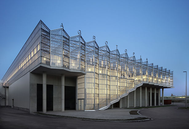Agrotopia | Entrance stairs and visitor facilities by night | Image: Filip Dujardin