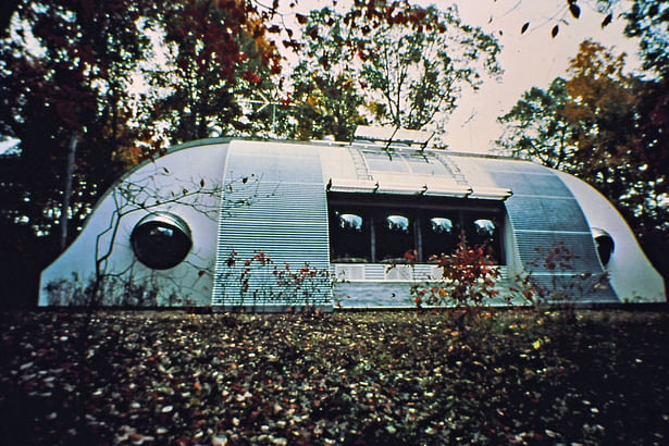 Jantzen solar house 1978, a 2400 square foot solar powered house heated by the sun and a small wood stove, located in Southern Illinois.