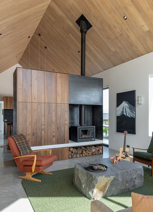 Ben Hudson Architects - Gallery House - living area wood fire