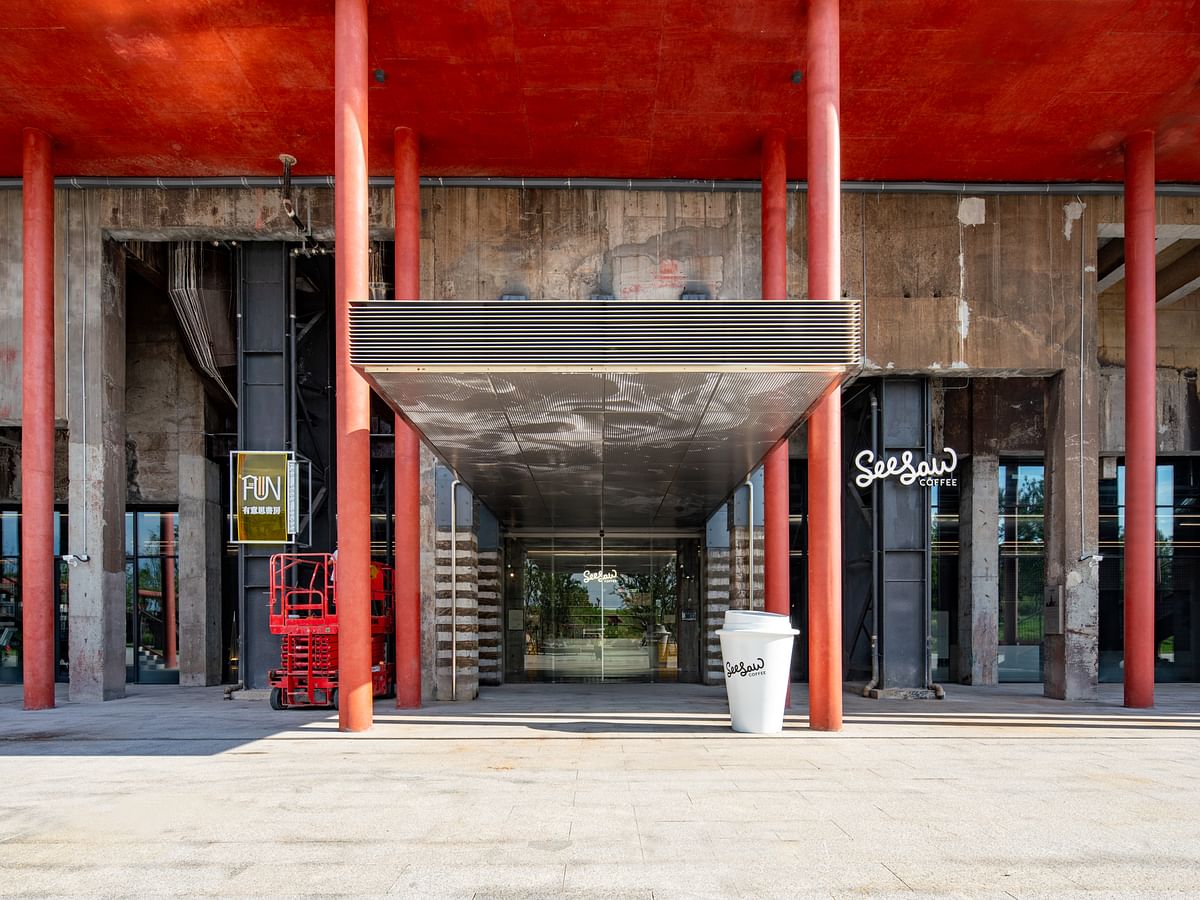 Blast Furnace Hall of Hangzhou Steelworks Relic Park by LYCS Architecture