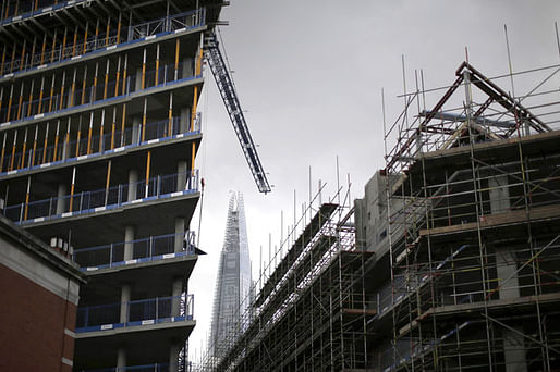 Construction at a residential development in London (Bloomberg; Photo: Matthew Lloyd/Bloomberg)