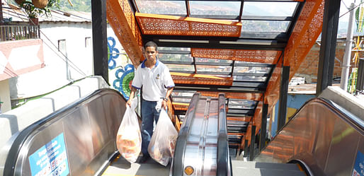 Medellín’s escaltor (Photo: John Otis)