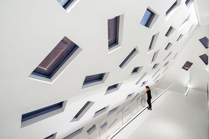 AUDREY IRMAS PAVILION. Architect: OMA New York; Location: Los Angeles; Photograph by Jason O'Rear