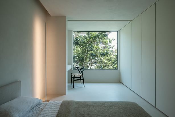 The bedroom with moveable curtains filters the sunlight ©Fangfang Tian