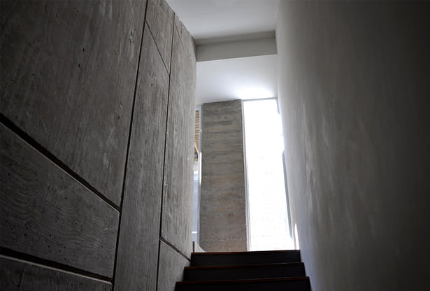 Stairs (concrete wall detail)