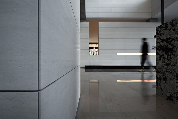 MYP-Design-Zhongzhou-Peninsula-City-Sales-Center-19-Hallway