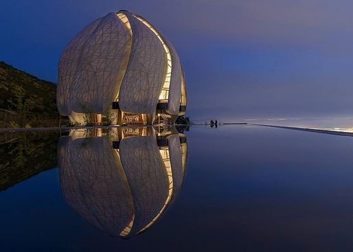 2018 Faith & Form Religious Art & Architecture Awards - New Facilities Honor: Bahá’í Temple of South America by Hariri Pontarini Architects. Photo: Sebastian Wilson Leon.