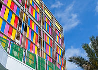 Colorful facade cladding with HAVER Architectural Mesh