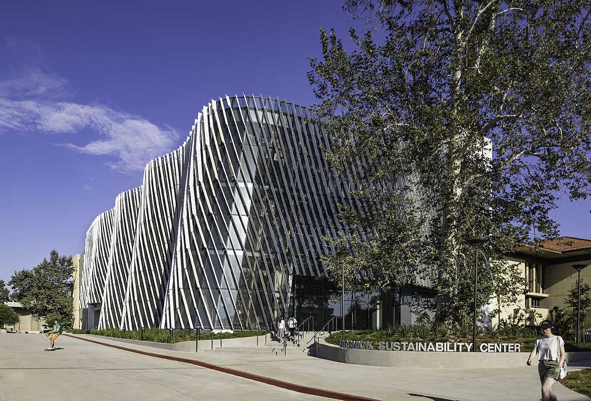 Caltech's new Resnick Sustainability Center gets scientific from the outside in