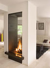 Double sided fireplace / cheminée double faces