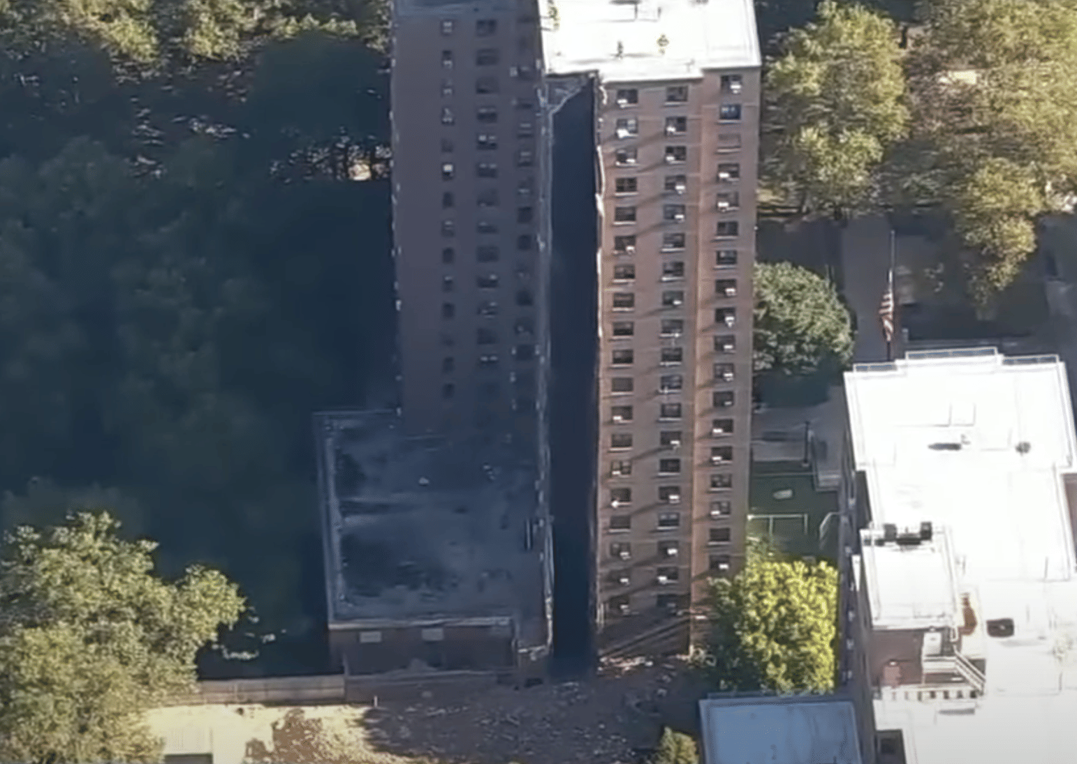 Bronx high-rise partially collapses | News | Archinect