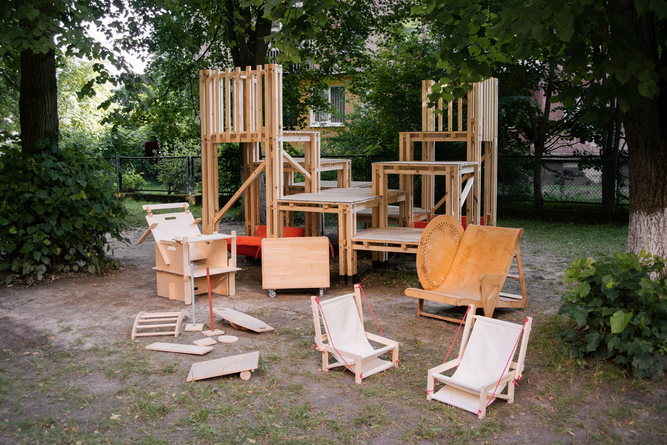 A new Kharkiv School of Architecture student project delivers valuable design solutions for rebuilding schools in Ukraine