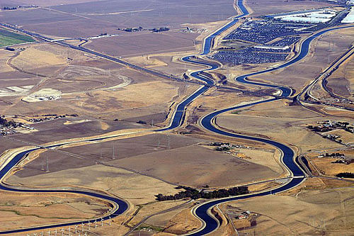 California Aqueduct via Wikipedia.