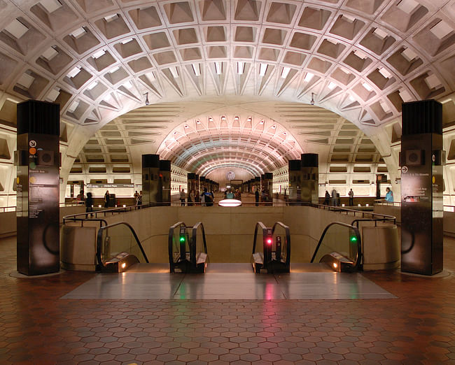 L'Enfant Plaza Station. Image courtesy AIA Twenty-five Year Award.