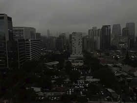 Smoke from burning Amazon rainforest drops São Paulo into sudden darkness