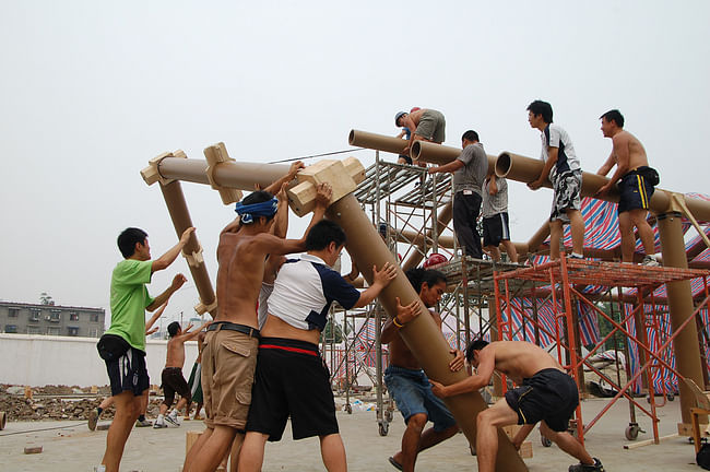 Hualin Temporary Elementary School, 2008, Chengdu, China. Photo by Voluntary Architects’ Network