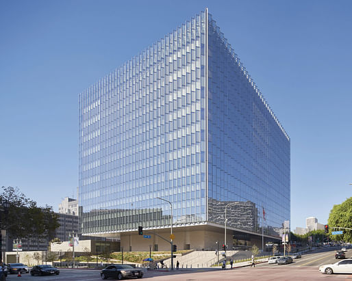 The new United States Courthouse in Los Angeles by SOM. Image courtesy Bruce Damonte.