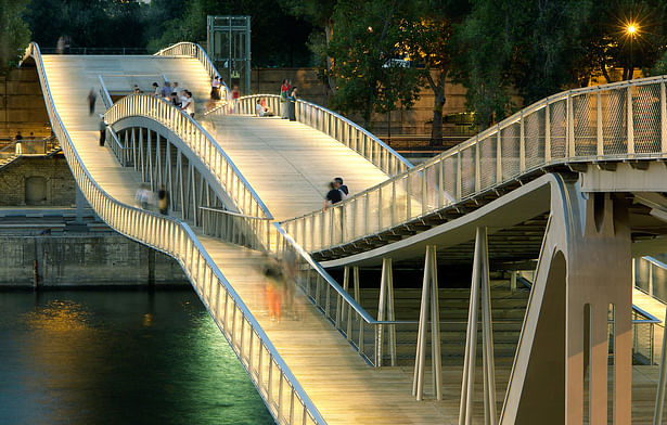 LED lighting underlines the bridges sinuosity