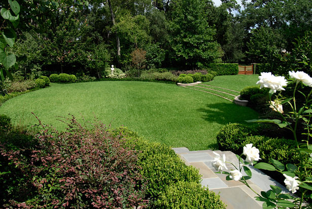 Knollwood Residence grounds