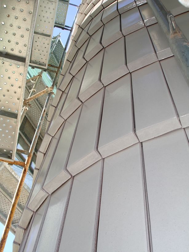 CS Plasma curved facade cladding using Galex CS Plasma clay tiles