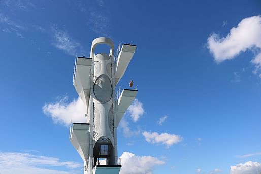 Building Award: Best Custom Solutions and All-Precast Concrete Solution Honorable Mention - Fort Lauderdale Aquatic Center Dive Tower by Justin Architects. Image courtesy of PCI.