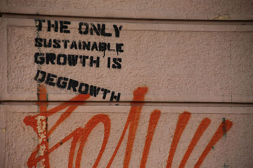 The only sustainable growth is degrowth. Image courtesy of Wikimedia user Paul Sableman. 