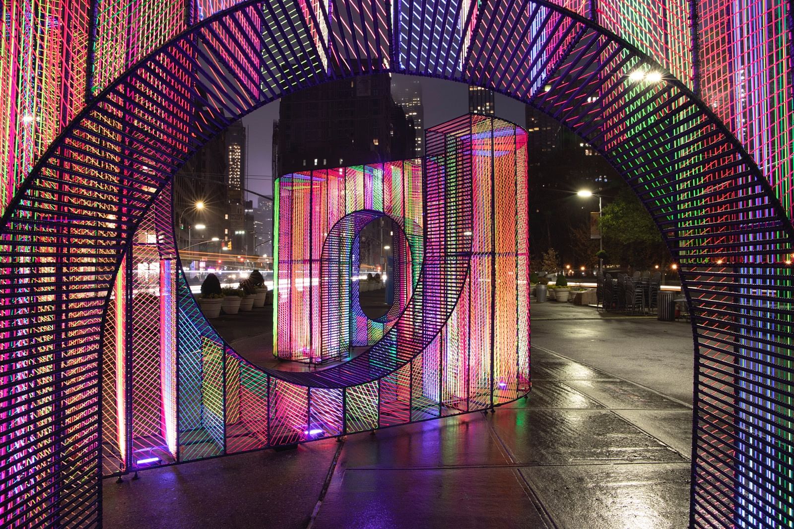 Hou de Sousa's “Ziggy” lights up NYC's Flatiron North Public Plaza for ...