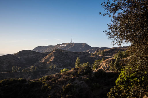 Hollywood Sign from Griffith Park. Image © m01229 <a href="https://flic.kr/p/22oyAPb">Flickr</a>
