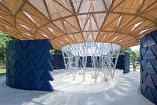 Diébédo Francis Kéré's Tree-Inspired Serpentine Pavilion Fuses Cultural African References with British Construction