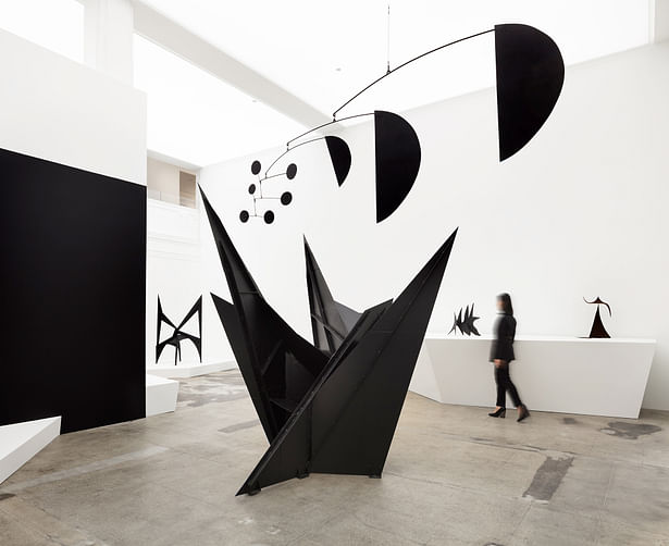 © 2019 Calder Foundation, New York / Artists Rights Society (ARS), New York. Photo: Fredrik Nilsen