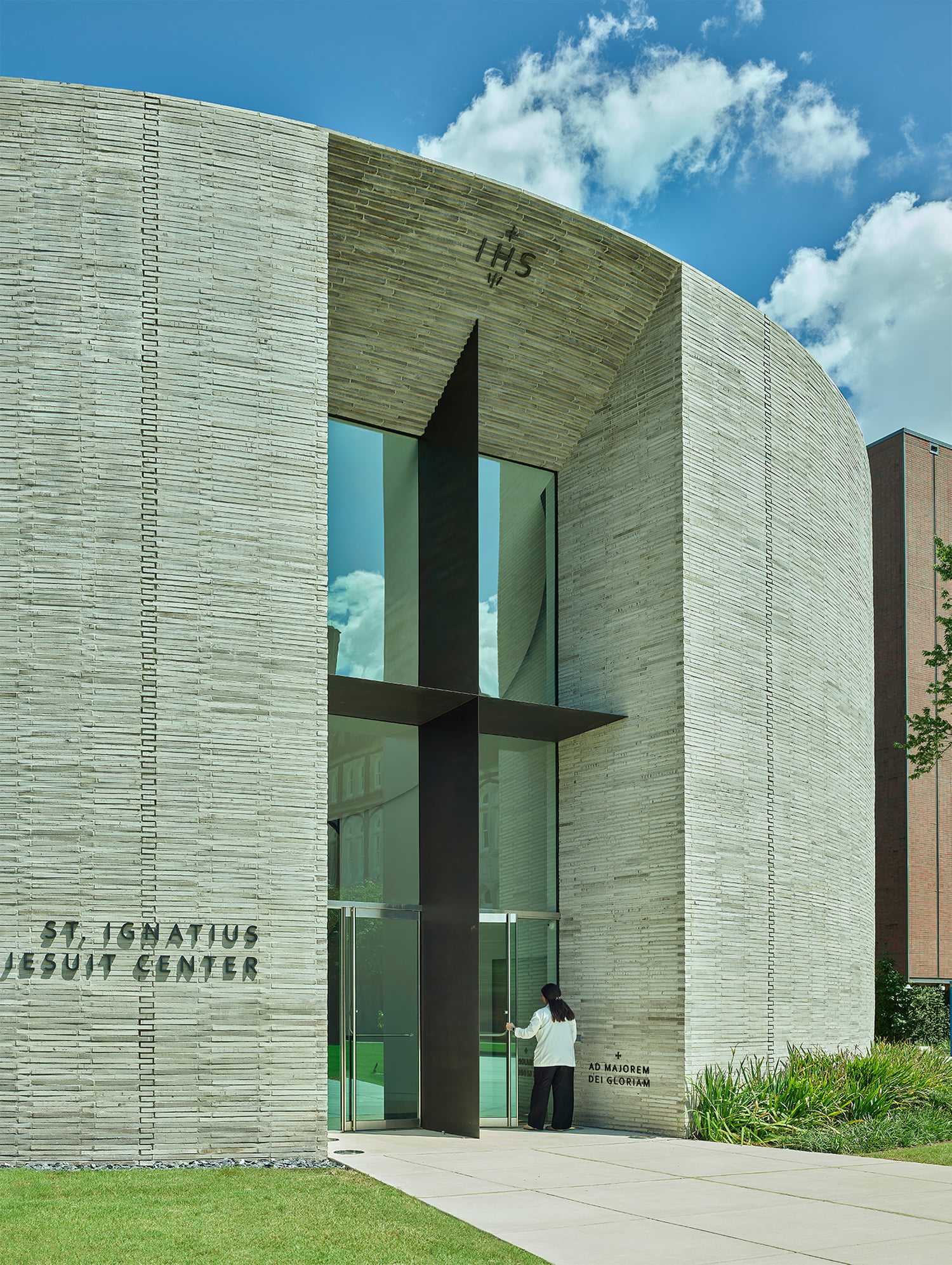 Archinect's latest featured hiring firms include Trahan, Slade, BCV ...