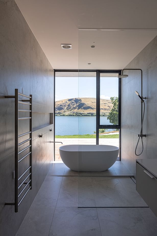 Lake Hayes Home, Queenstown, by Ben Hudson Architects - freestanding bath