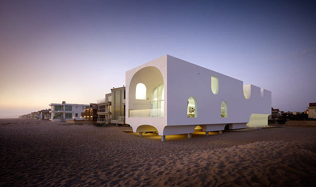 The Vault House in Oxnard. Credit: Johnston Marklee