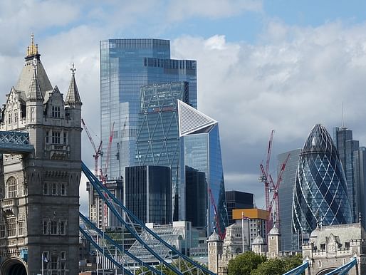 Image: <a href="https://commons.wikimedia.org/wiki/File:City_of_London_Buildings_and_Tower_Bridge.jpg">Wikimedia Commons</a>