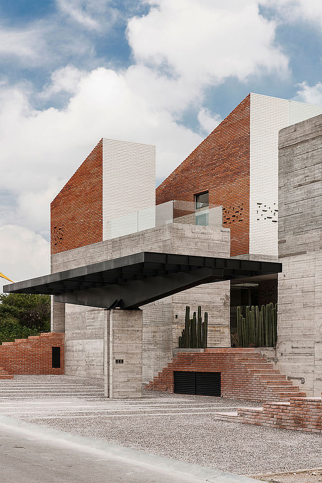 Casa DATRI & DASA in Amanali, Tepeji del Rio, Mexico by [mavarq]; Photo: Jaime Navarro