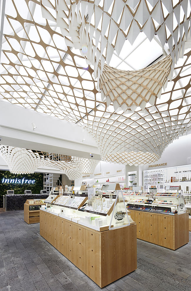 Innisfree in Seoul, South Korea; Store design by Innisfree; Installation and Facade by SOFTlab; Photo: Innisfree