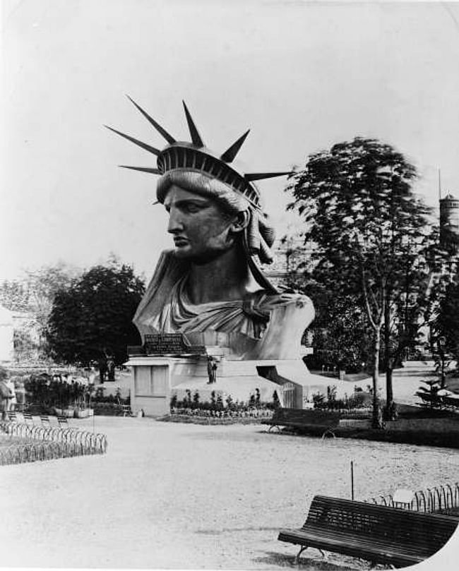 The head of the statue on display at the Champs de Mars before being sent to New York. Credit: FPG / Getty Images via Time