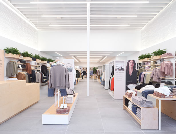 Our team collaborated with Everlane on design suggestions and the execution of their brand standards. (Photo: Georgetown.)