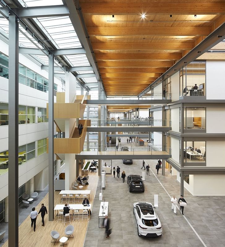 Jaguar Land Rover's Advanced Product Creation Centre © Hufton + Crow