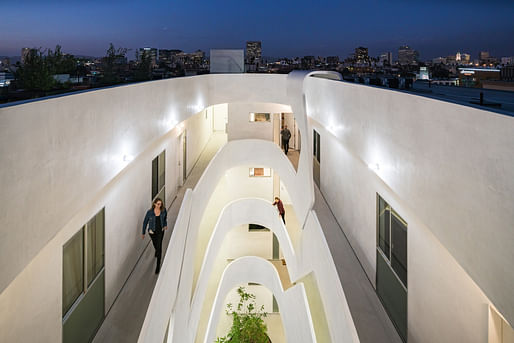 Koreatown apartment building by LOHA in Los Angeles. Image: Paul Vu. 