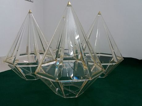 Acrylic octagonal with height 95 cm manufactured 