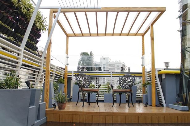 The Pergola has found a perfect place for itself, allowing the southern wind and providing a refreshing evening sit-out.
