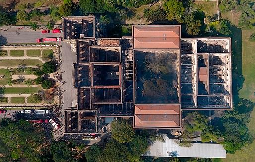 Aerial view of the National Museum in Rio de Janeiro after the fire. Image: Fabio Motta/Estado Contuedo, Agencia Estado/AP Images.