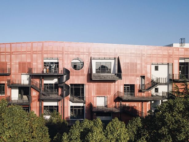 Wall terraces and balconies are connected to encourage communication © XING DESIGN