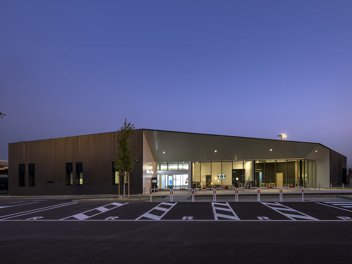 Malpensa Airport (MXP): VIP Prime Terminal | One Works | Archinect